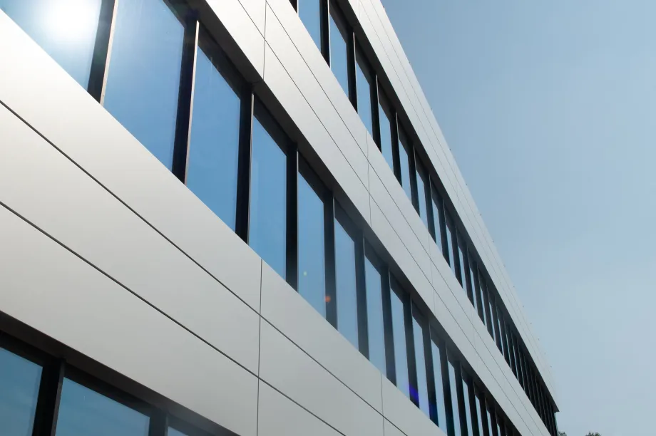 Politique Client, Qualité et Service